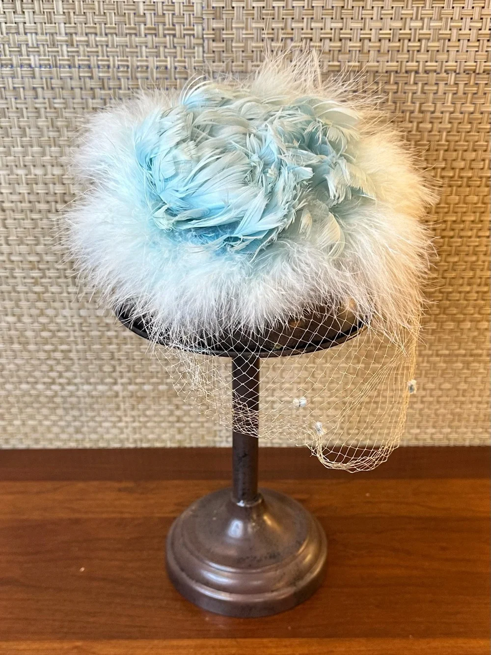 VTG 1960s Tiffany Blue Marabou Feather Birdcage Fascinator Cocktail Hat - Picture 7 of 11
